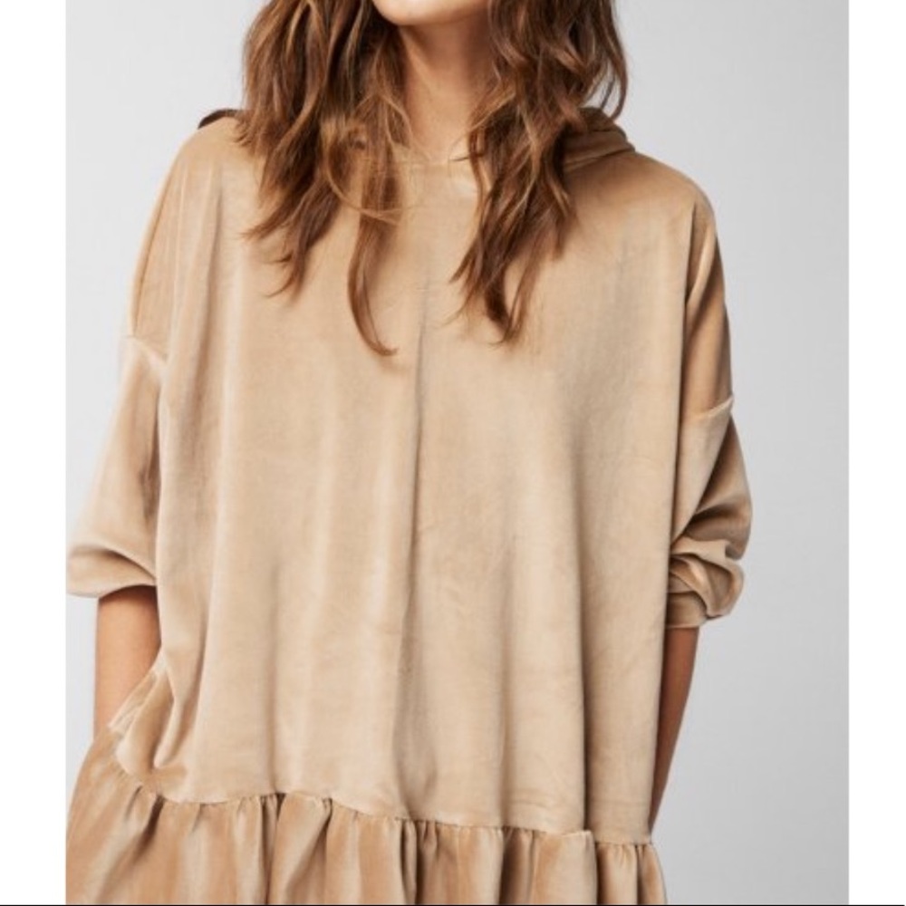 🎉 HP 🖤 Bella Velvety Soft and Chic Hooded Pullover NWT - Picture 6 of 6